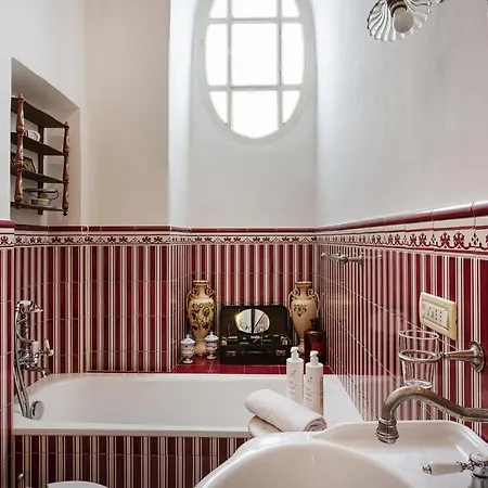 Fancy In Palazzo Grimaldi By Wonderful Italy *